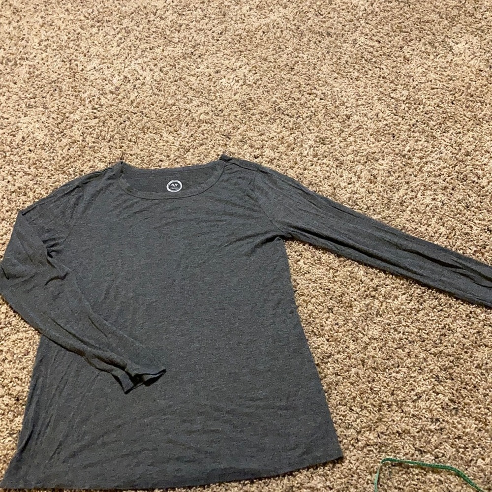 Gray long sleeve layering T size Medium